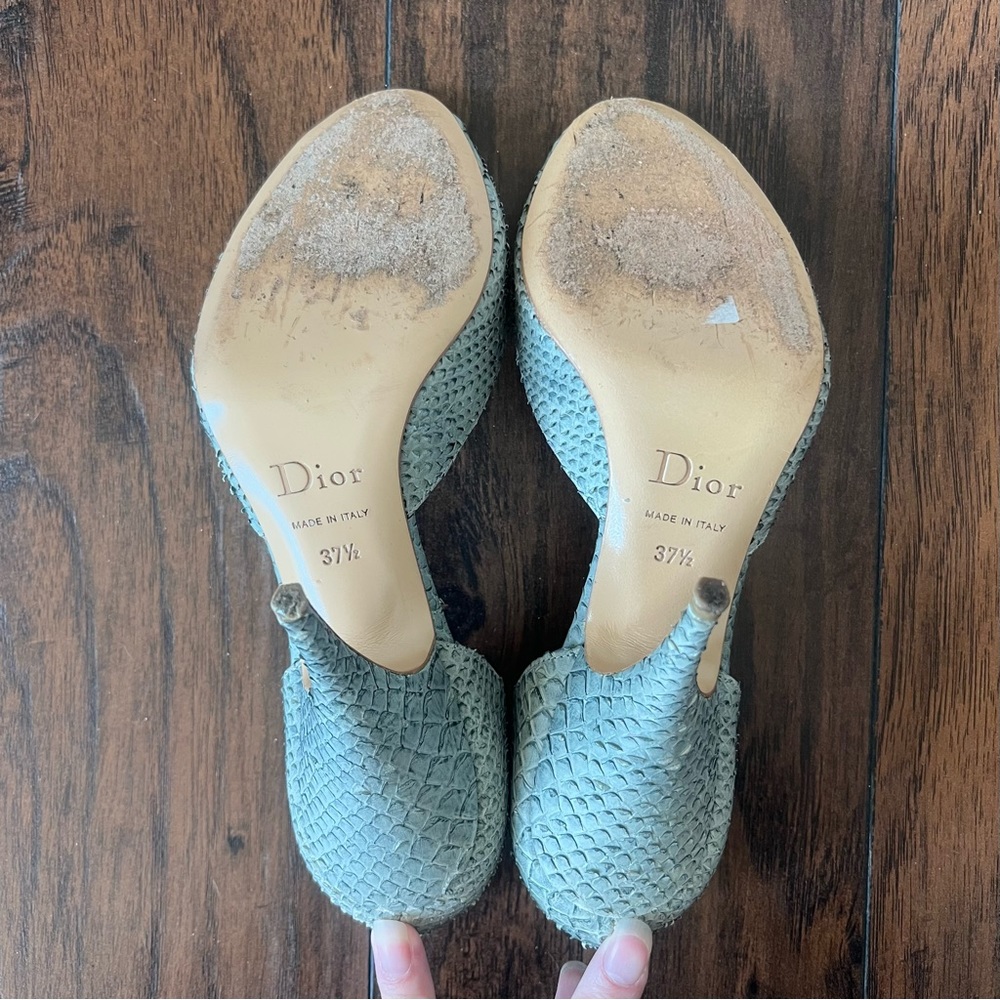 Christian Dior peel toe stilettos 37.5 inches - Picture 4 of 4